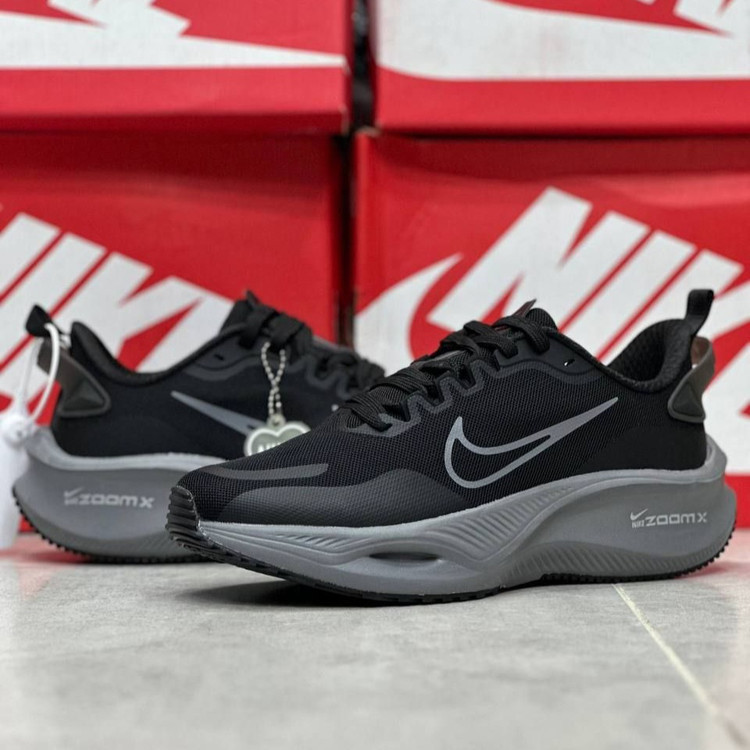 کتونی رانینگ و پیاده روی مردانه نایک زوم ایکس لبخندی nike zoom x / ضمانت ویتنامی و کیفیت / سایز ۴۰ تا 45