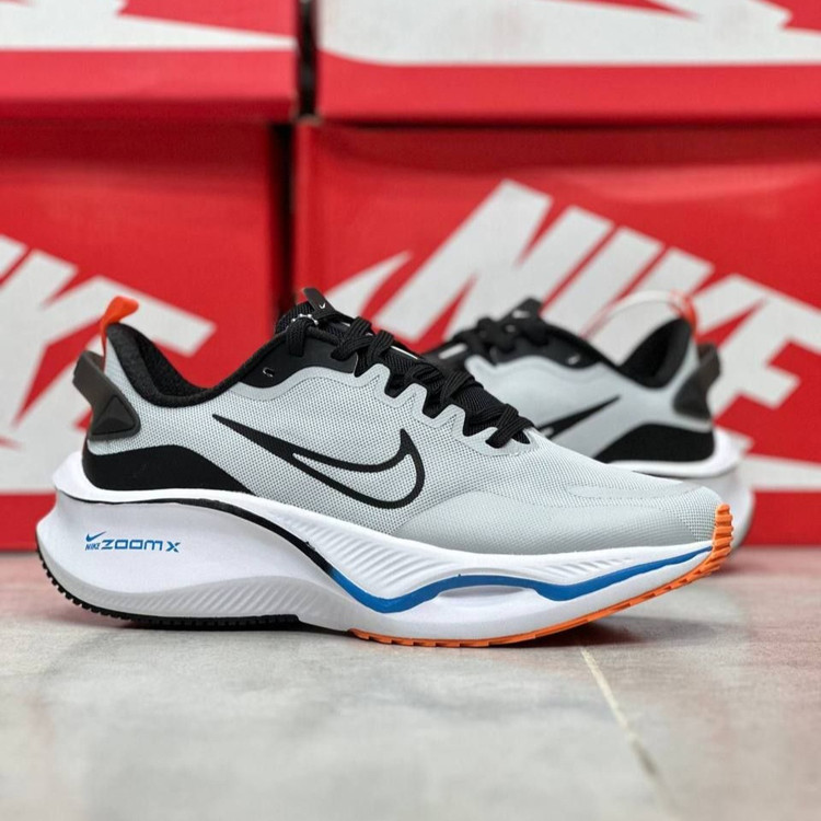 کتونی رانینگ و پیاده روی مردانه نایک زوم ایکس لبخندی nike zoom x / ضمانت ویتنامی و کیفیت / سایز ۴۰ تا 45