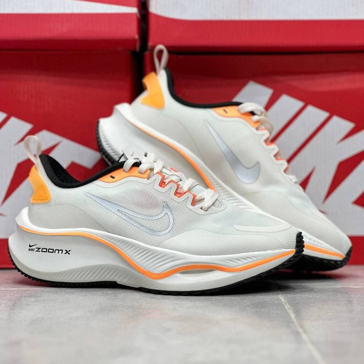 کتونی رانینگ و پیاده روی زنانه نایک زوم ایکس لبخندی nike zoom x / ضمانت ویتنامی و کیفیت / سایز 37 تا 40